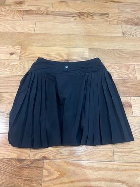 CALIA by Carrie Underwood Black Pleated Sport Skort